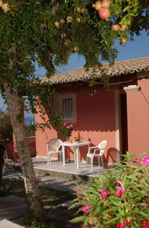 Amalia Cottages Agios Gordios  Eksteriør billede