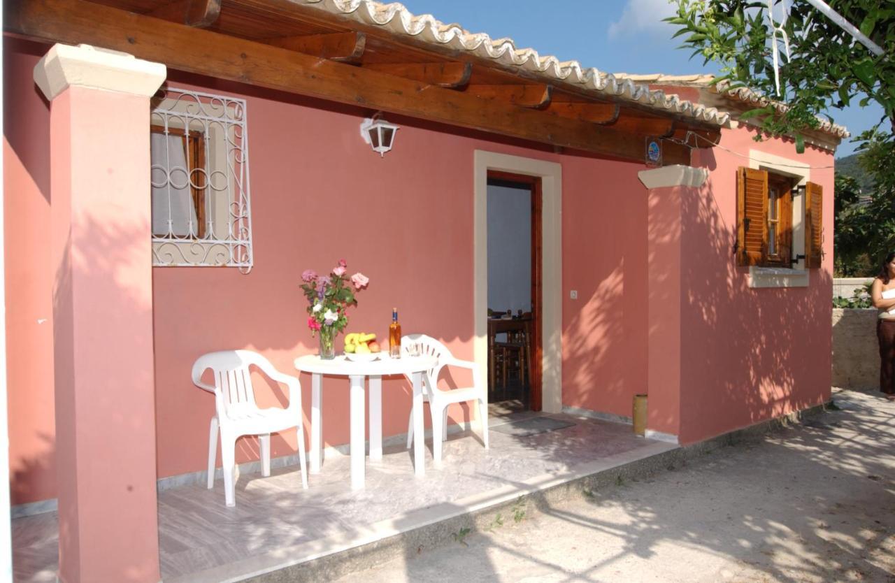 Amalia Cottages Agios Gordios  Eksteriør billede